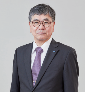 Akira Higashiyama